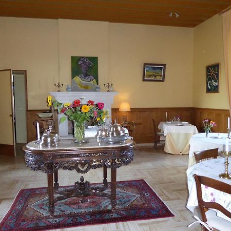 Chateau Des Salles Saint-Fort-sur-Gironde Luaran gambar