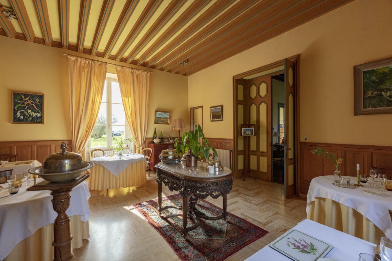 Chateau Des Salles Saint-Fort-sur-Gironde Luaran gambar